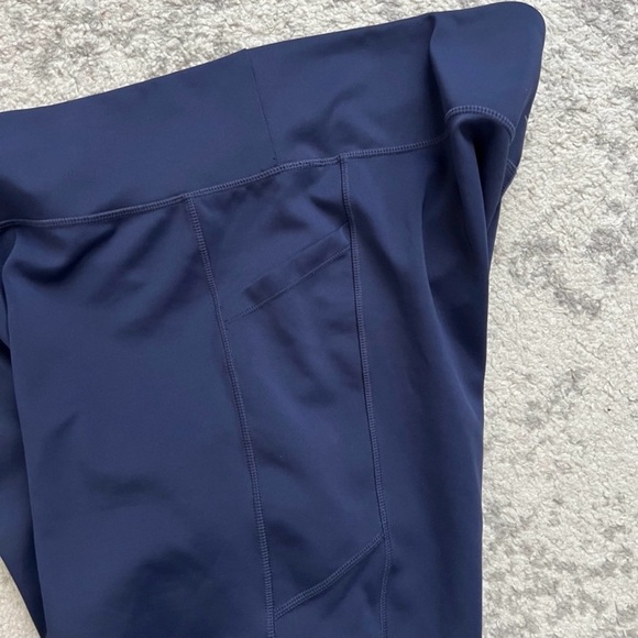 Women’s Navy New Balance bike exercise shorts 2XL - Picture 2 of 10